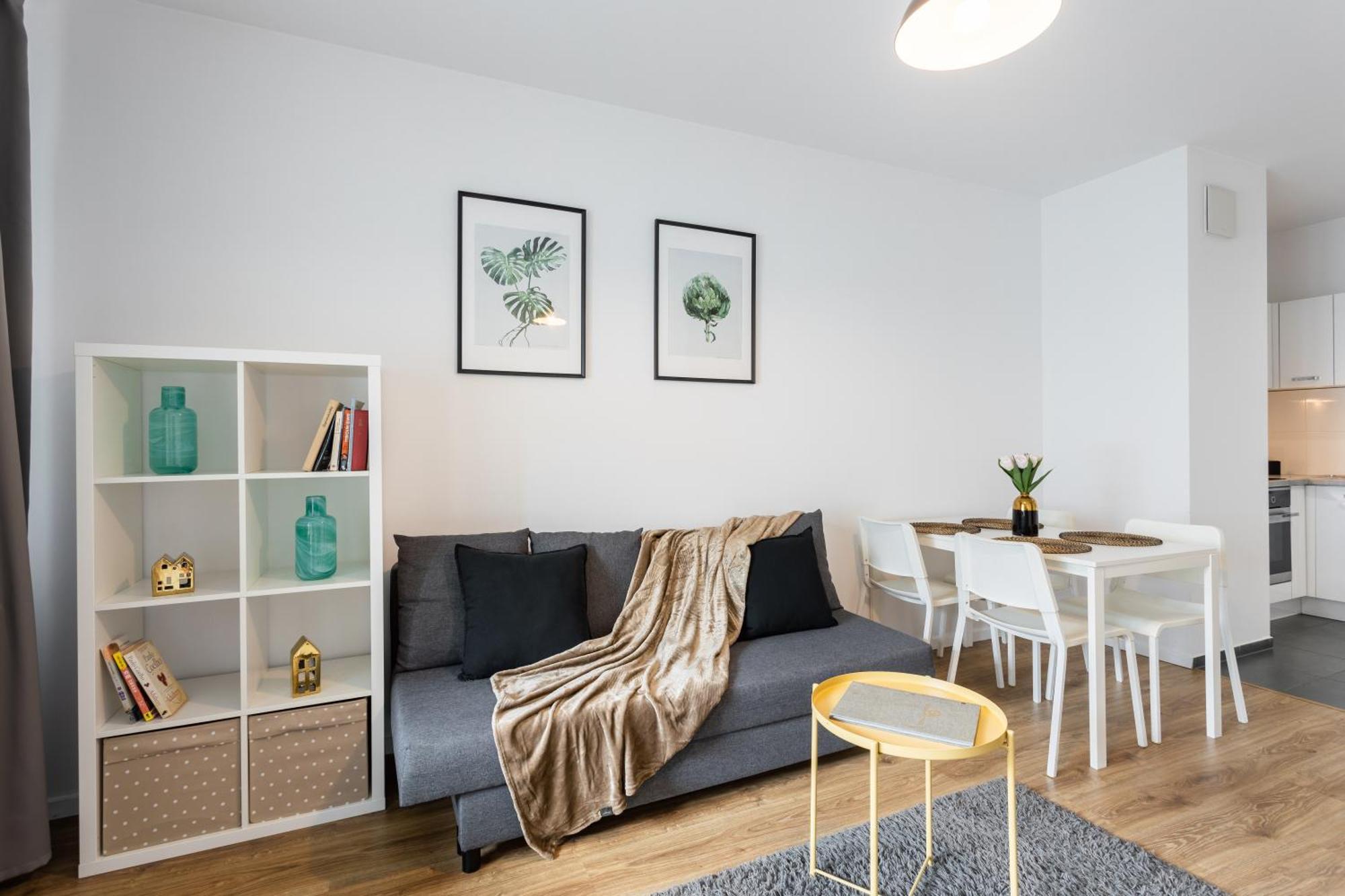 Apartment Golden - Big And Bright Stylish - Center - Pereca