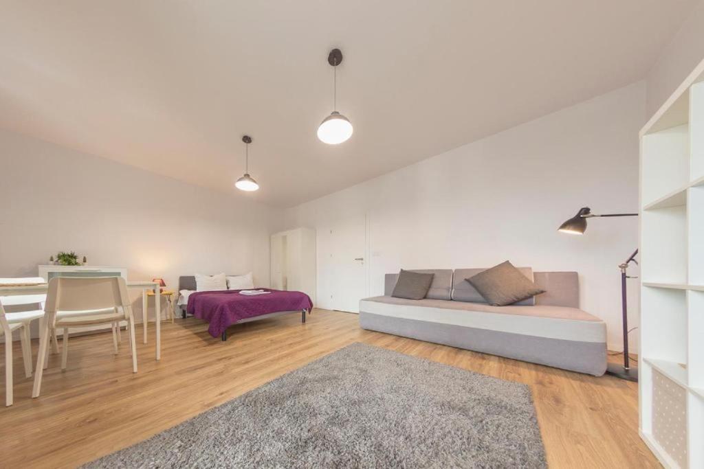 Apartment Golden - Big And Bright Stylish - Center - Pereca *