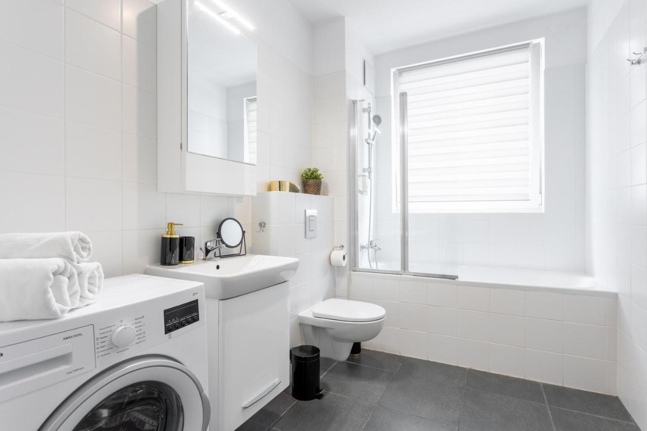 Apartment Golden - Big And Bright Stylish - Center - Pereca